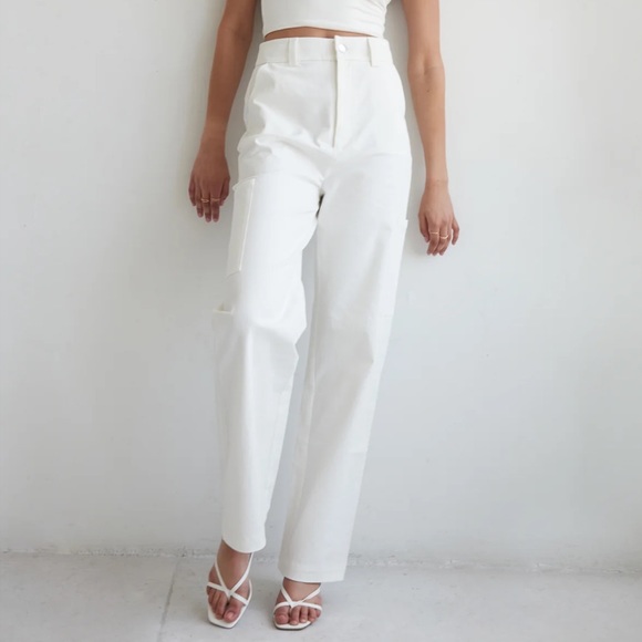 Re Ona - White - Kaia Carpenters - Picture 1 of 4